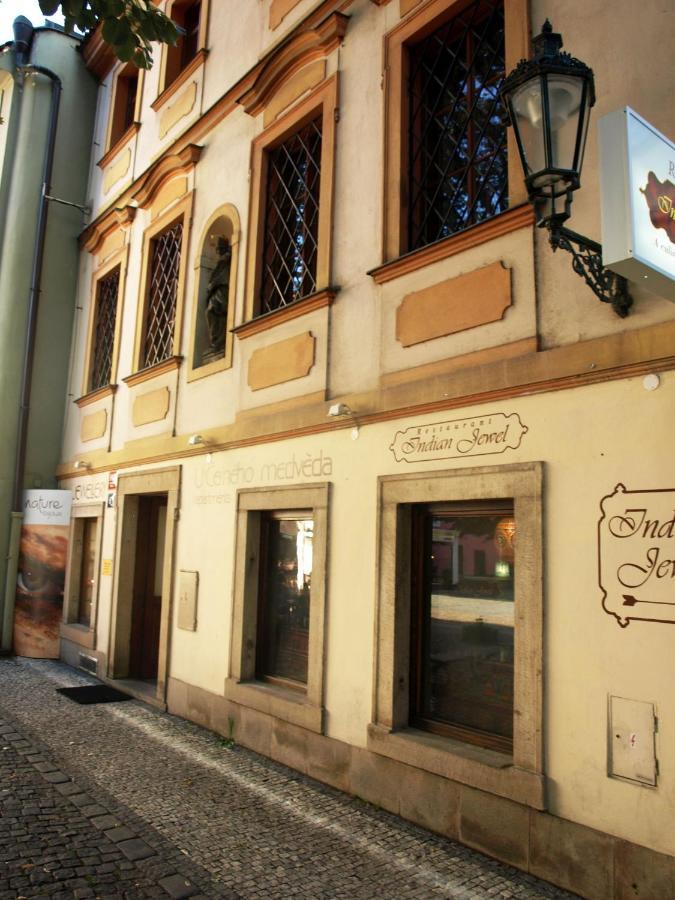 U Cerneho Medveda- At The Black Bear Daire Prag Dış mekan fotoğraf